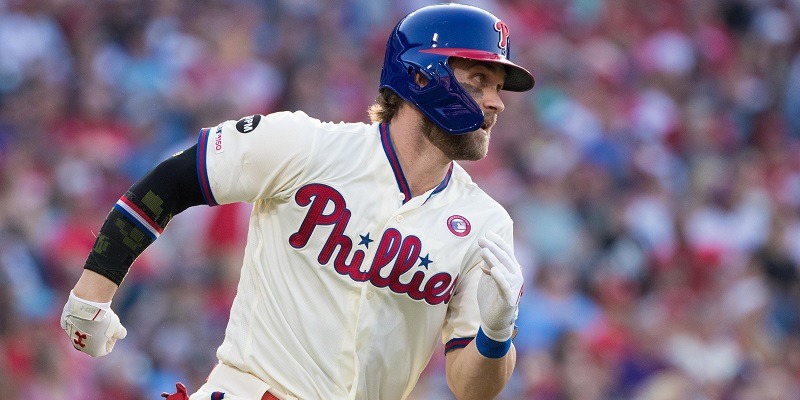 Bryce Harper officially signs megadeal with Philadelphia Phillies