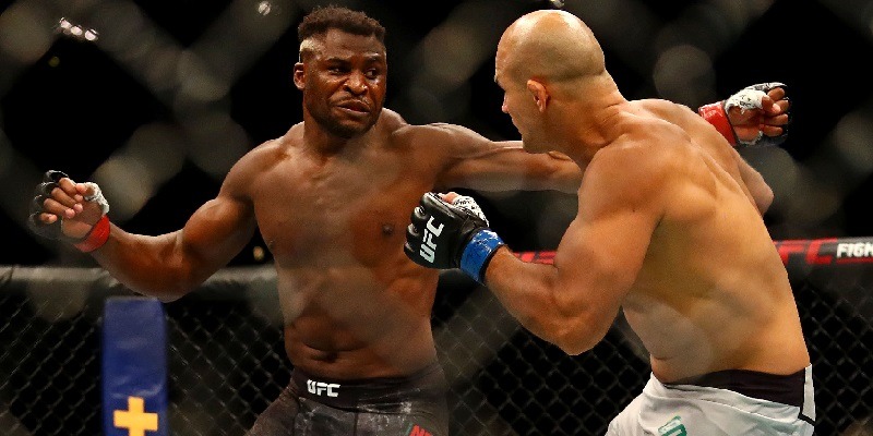 Francis Ngannou, Junior Dos Santos