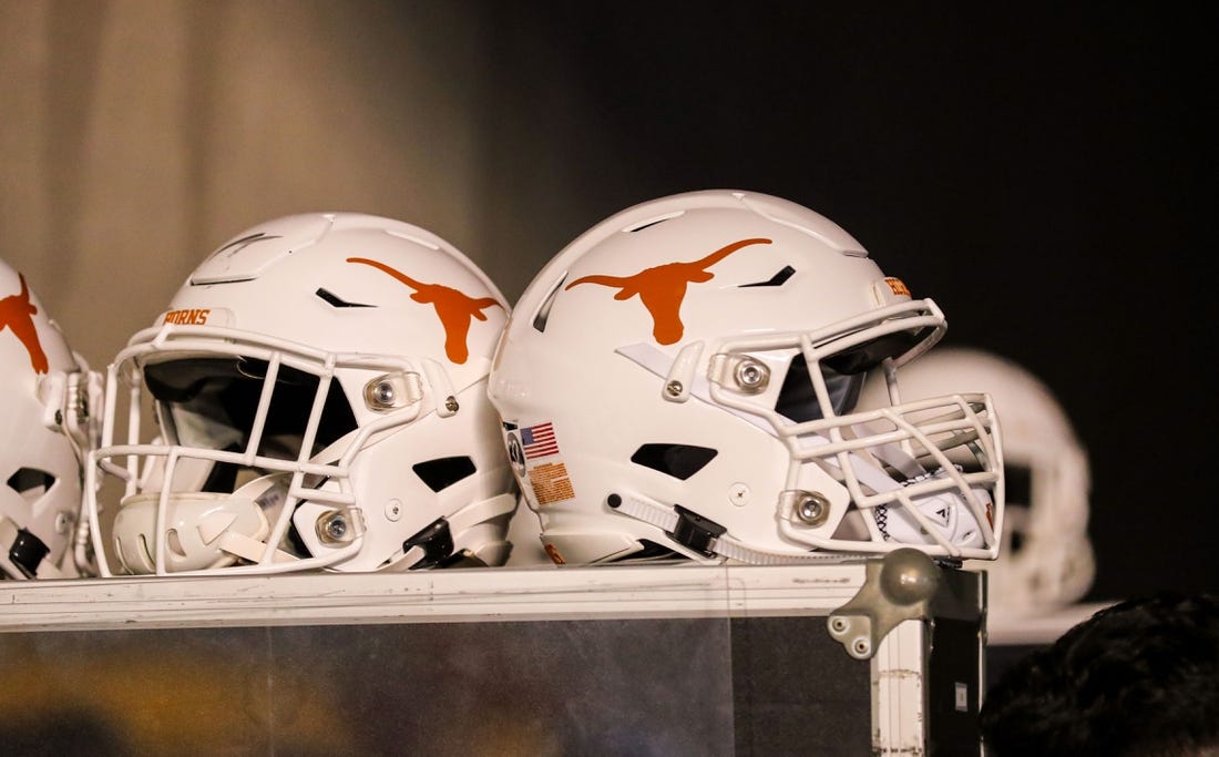 5-star WR Johntay Cook II Commits To Texas - Field Level Media ...