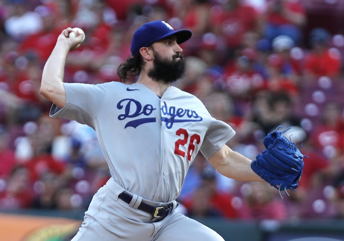 Dodgers' Tony Gonsolin first to reach 9 wins