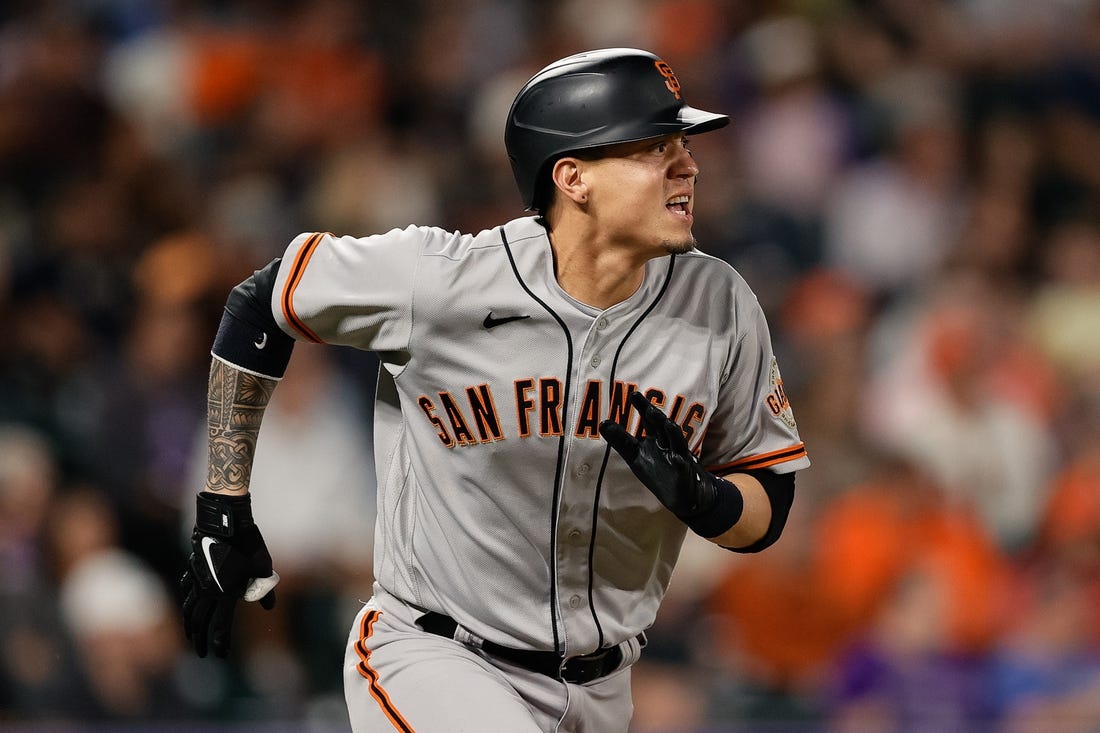 Wilmer Flores homers to help Giants to 4-2 win over Astros