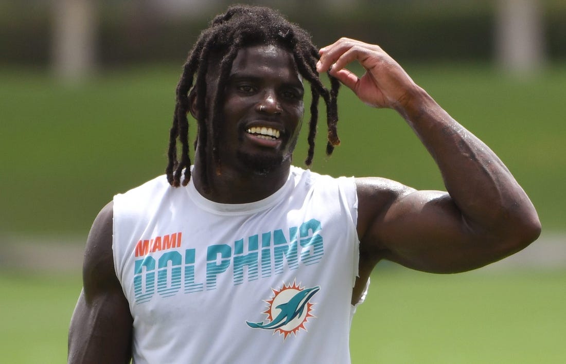 Miami Dolphins hope to have Tyreek Hill on the field against