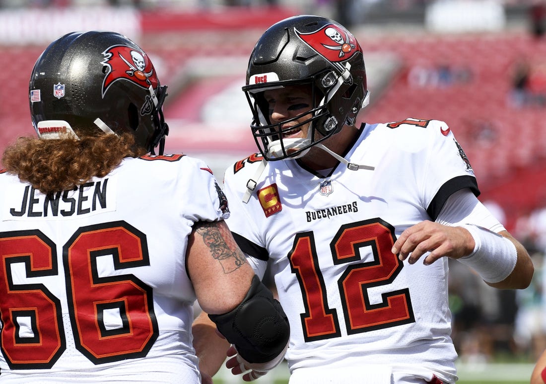 Buccaneers to place former Pro Bowl center Ryan Jensen on season-ending  injured reserve list 