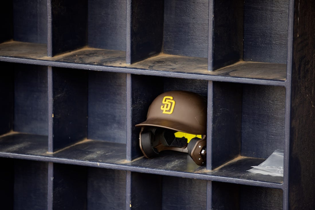 Padres Sign Top International Prospect, Venezuelan Catcher Ethan Salas, 16  - Times of San Diego