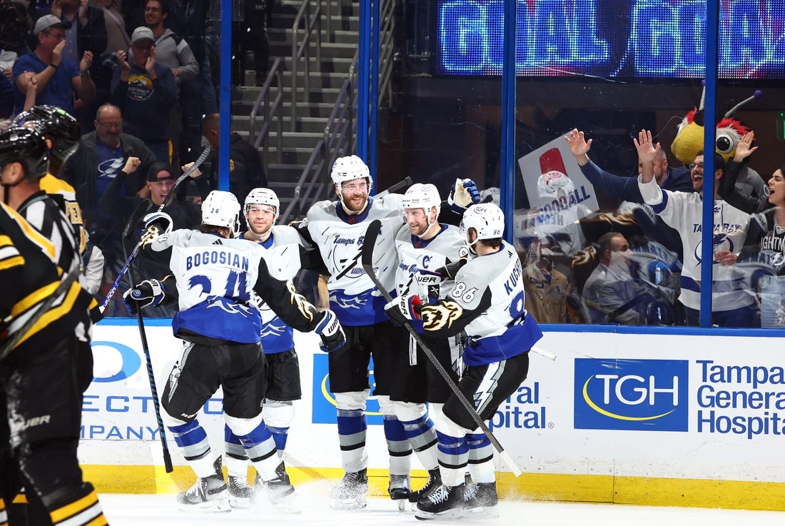 NHL Roundup: Hot At Home, Lightning Stop Bruins' Road Run - Field Level ...