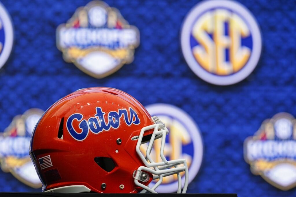 Report Florida hires Alabama's Austin Armstrong as DC Field Level