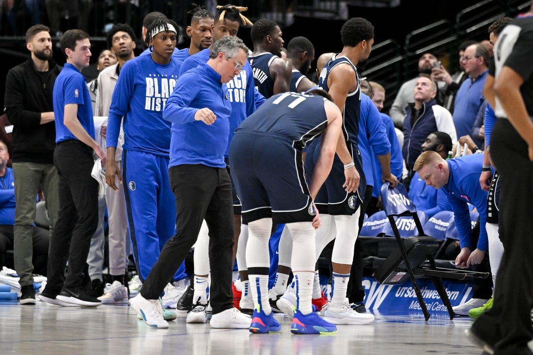 NBA Roundup: Luka Doncic (heel) Exits Mavs' Win Over Pelicans - Field ...