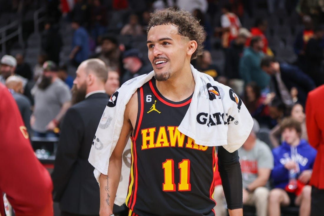 Young's buzzer-beating jumper lifts Hawks past Nets 129-127