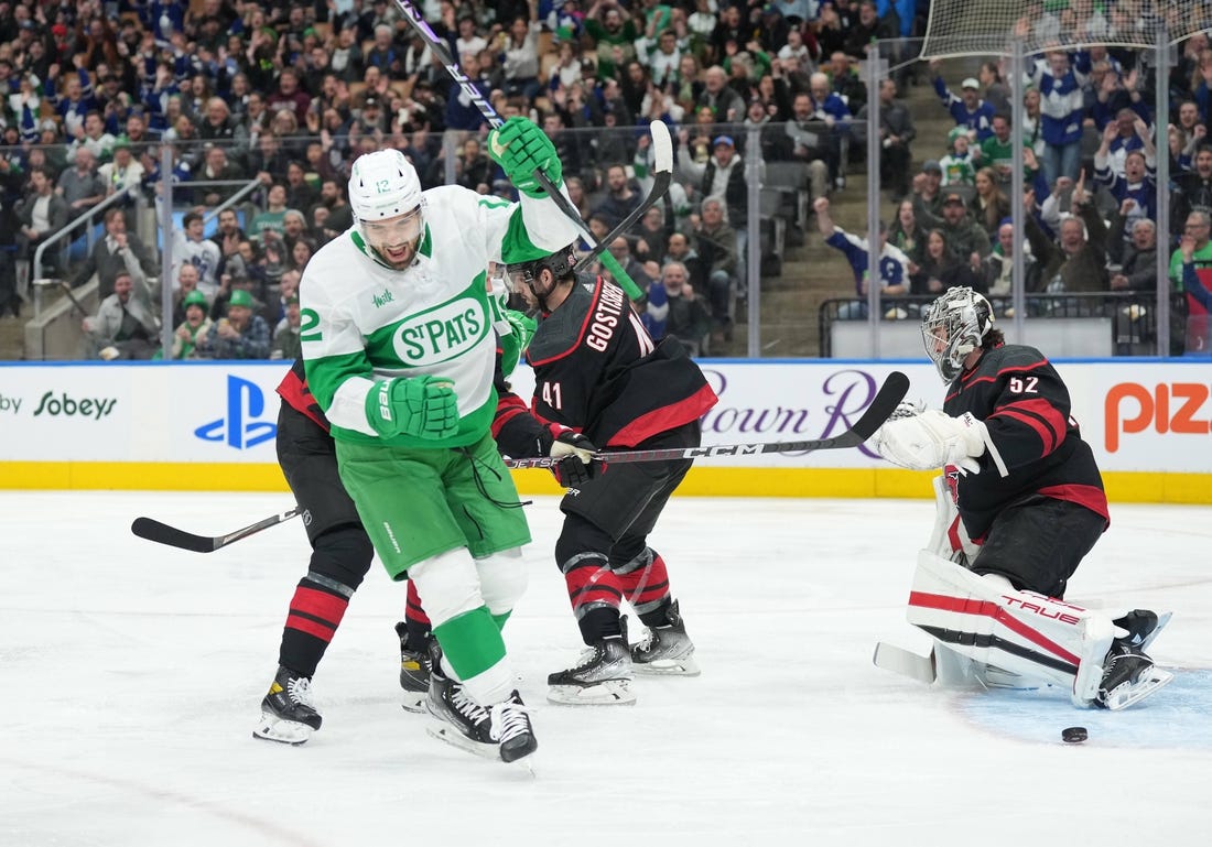 Zach Aston-Reese's two goals help Leafs top Hurricanes - Field Level ...