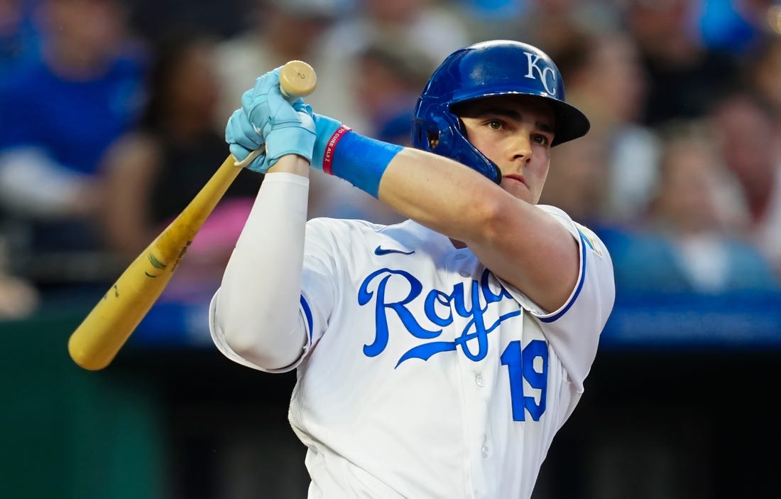 Kansas City Royals' Vinnie Pasquantino lands on injured list