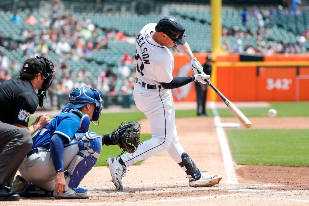 Bottom of the order powers Tigers past Royals, 9-4