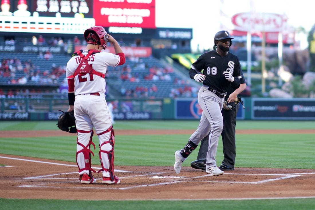 Luis Robert Jr. & the Chicago White Sox look to send Angels to L