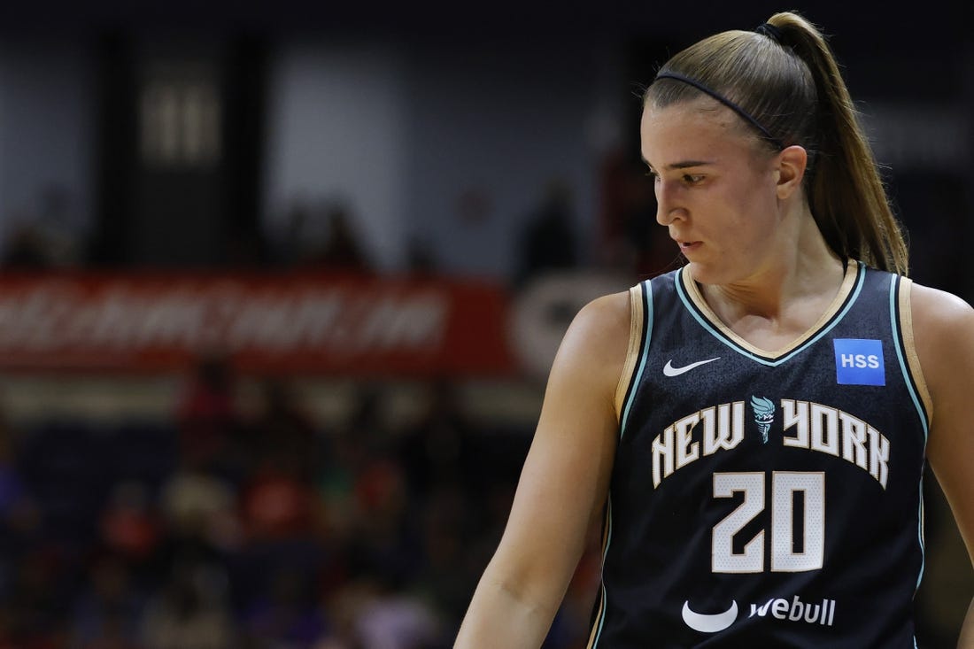 Oregon star Sabrina Ionescu goes No. 1 in WNBA draft to New York