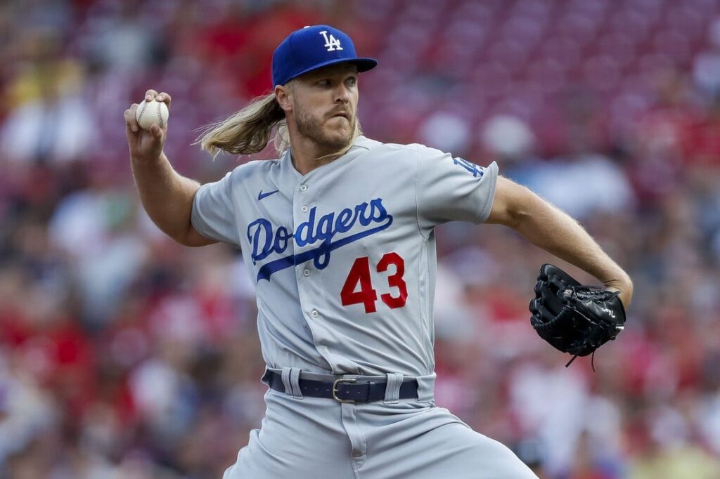 Giants turn to Carlos Rodon to stay hot, sweep Phillies