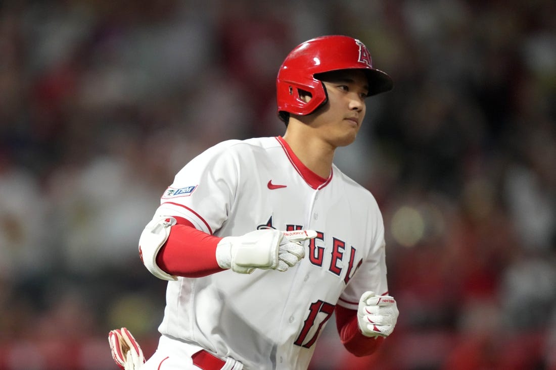 Shohei Ohtani's next start pushed back due to cracked fingernail