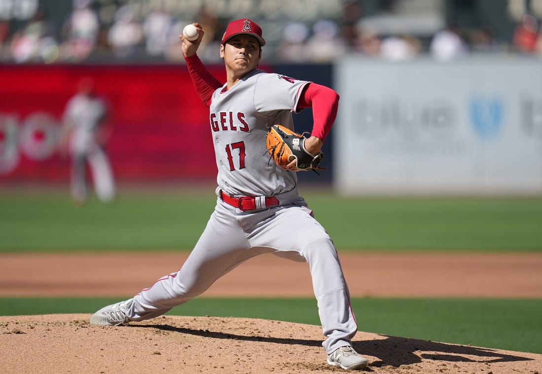 MLB: Texas Rangers at Los Angeles Angels, Fieldlevel