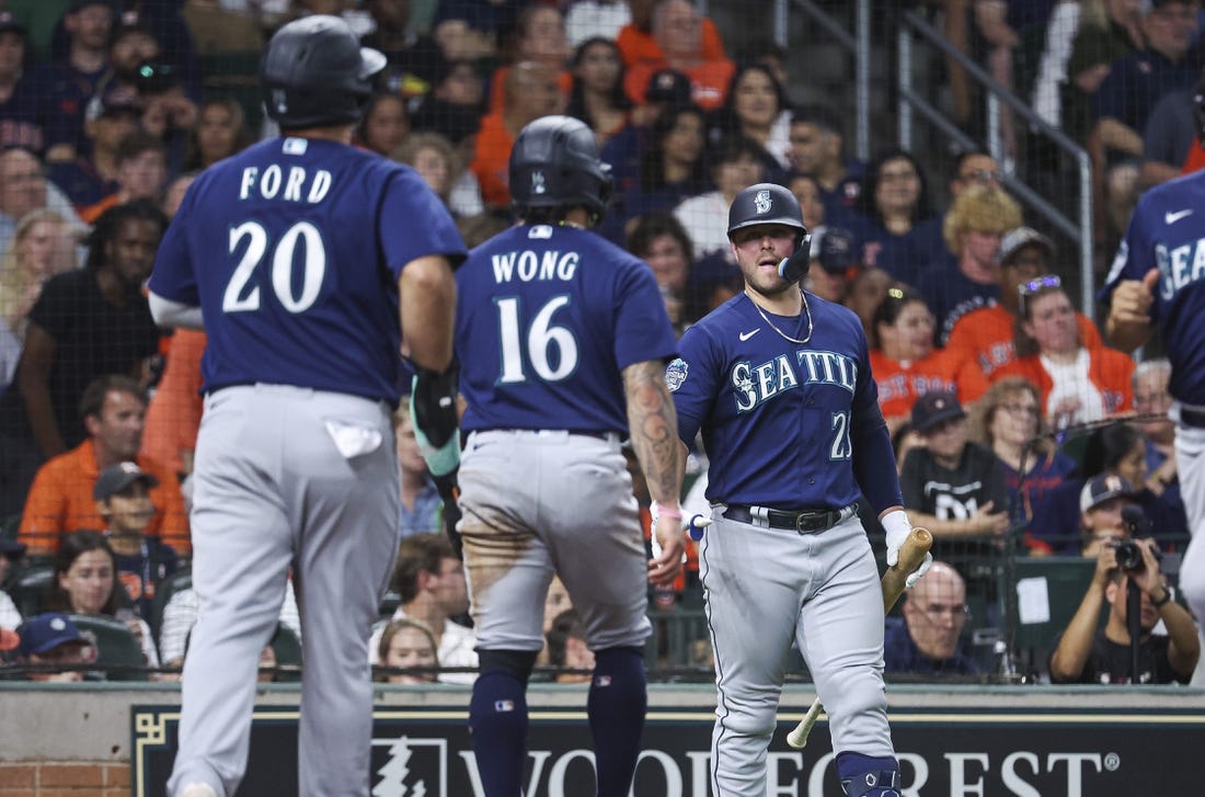 Mariners strive to extend run barrage vs. Astros Field Level Media