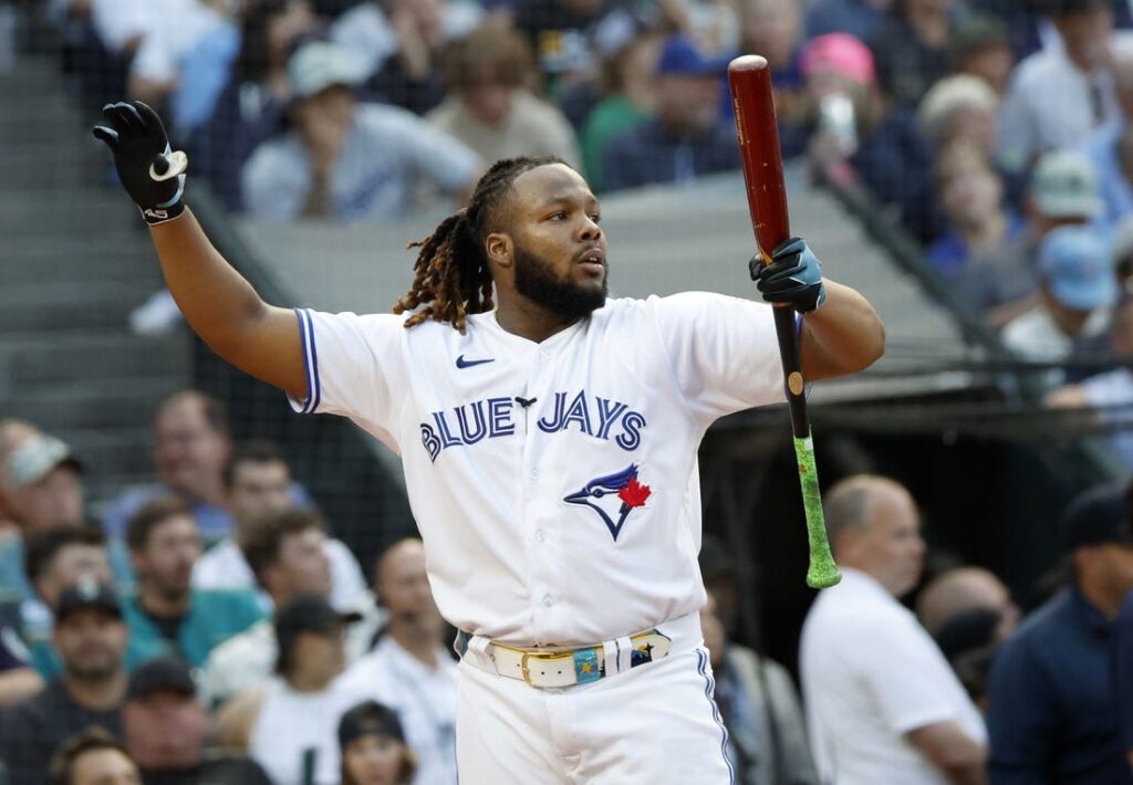 Bichette 3 HRs in 2nd game, Blue Jays sweep DH from Orioles