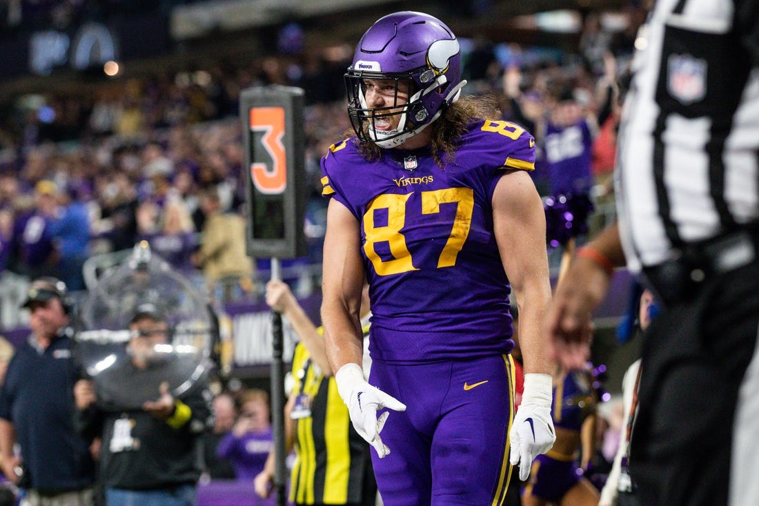 Vikings' Hockenson giddy over move near home, into 1st place