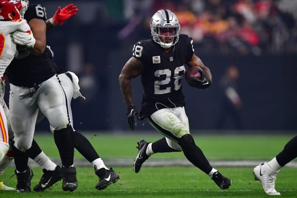 Raiders' Josh Jacobs is the 2022 NFL rushing champion