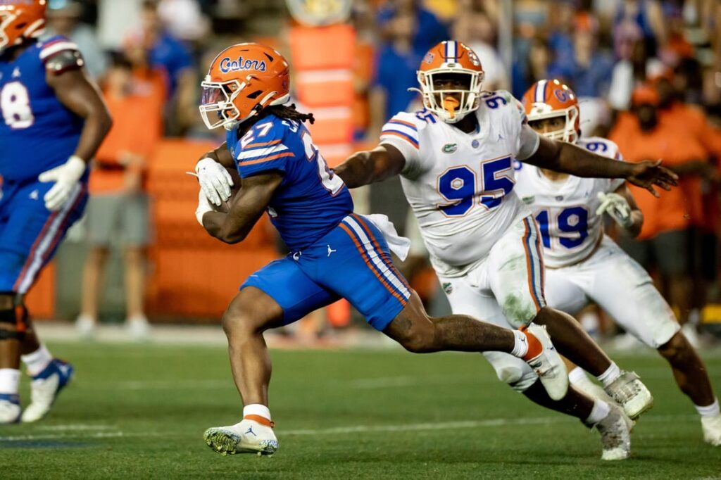 Florida loses RB Cam Carroll to season-ending knee injury - Field Level ...