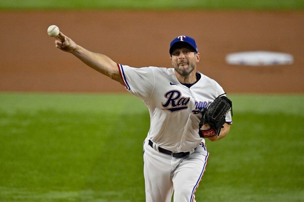 MLB roundup: Max Scherzer wins in Rangers debut