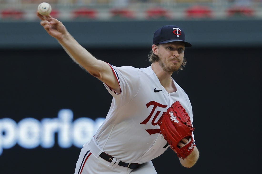 Joey Gallo's big day leads Twins to series sweep in Kansas City