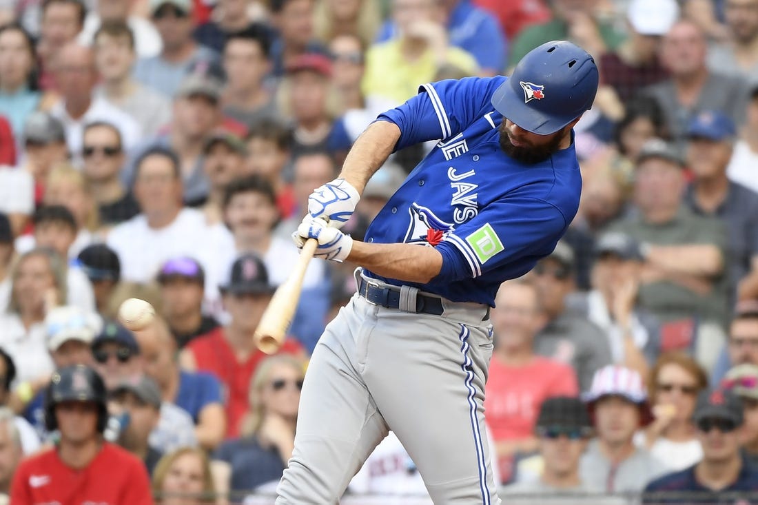 Brandon Belt helps Blue Jays nip Red Sox