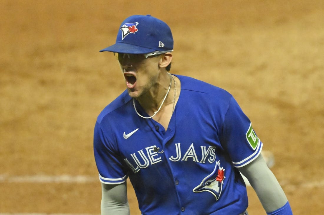 Cavan Biggio, Blue Jays clip Guardians