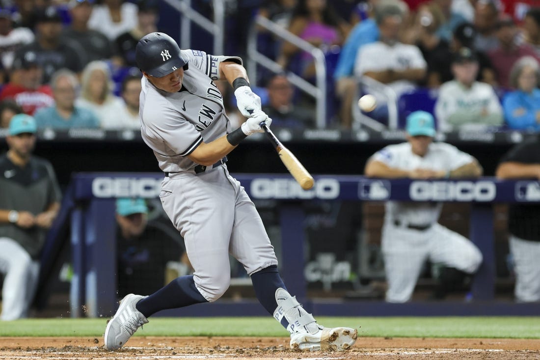 Dodgers endure long rain delay to earn win over Nats