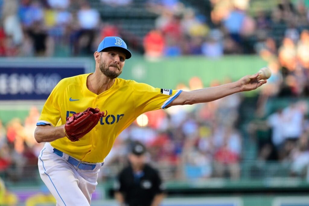 Tigers manager praises Chris Sale's return to the Red Sox mound