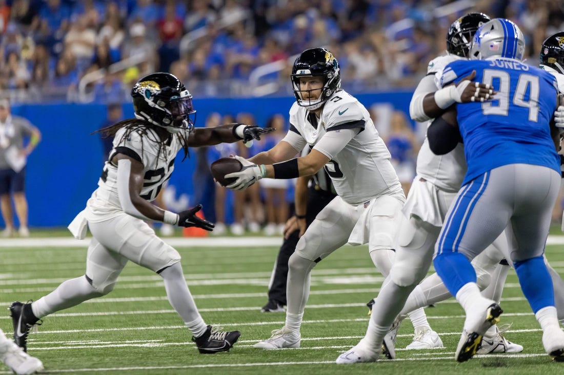 D'Ernest Johnson Fuels Jaguars Past Lions - Field Level Media ...