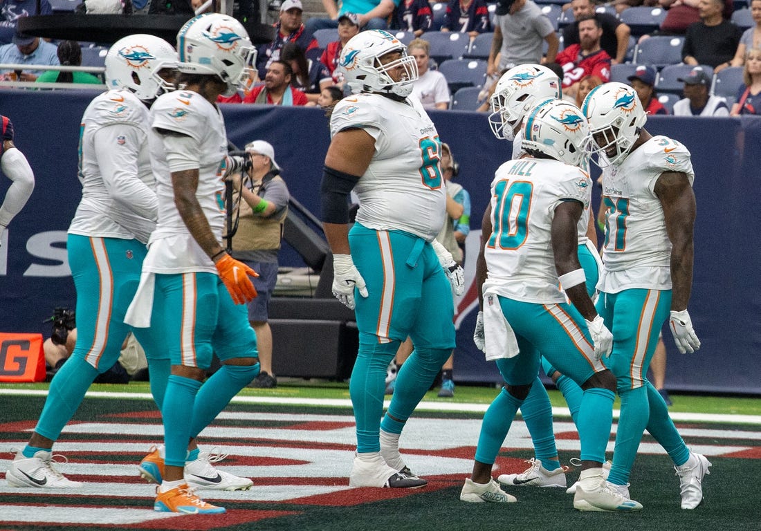 Dolphins rout Texans behind Skylar Thompson's 3 pass TDs