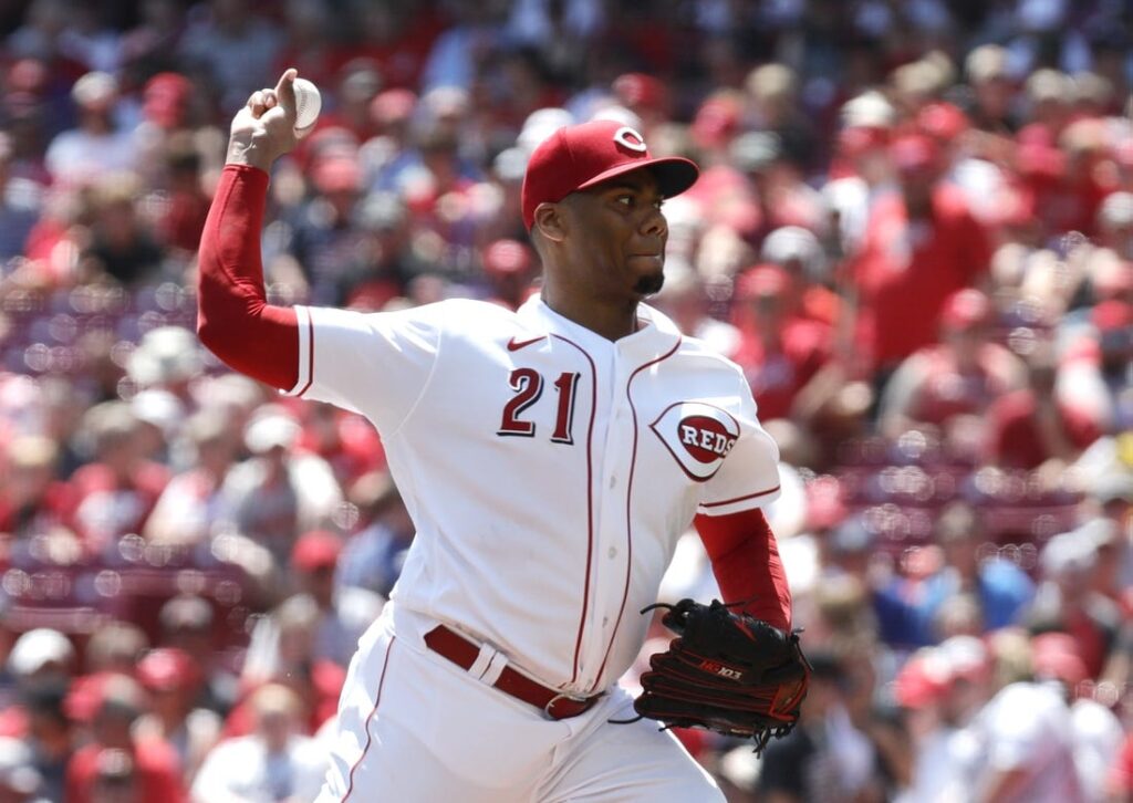 Reds hit back-to-back-to-back homers in 6th in 4-2 win over the Diamondbacks