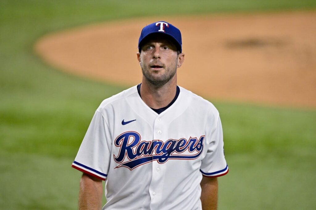 Max Scherzer deals as Rangers extend win streak to 8