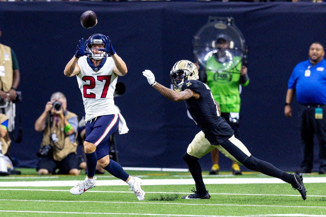 Late interception gets Texans past Saints, 17-13