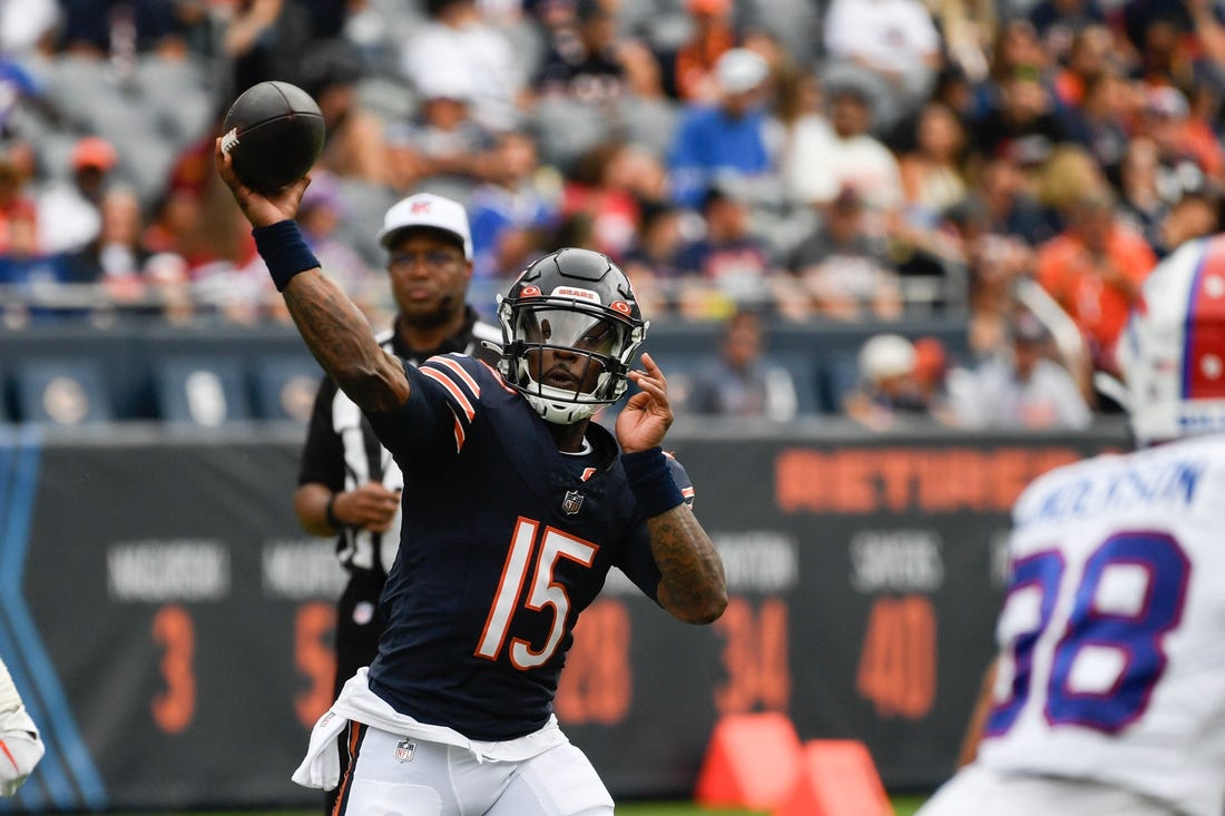 Bears To Sign QB P.J. Walker