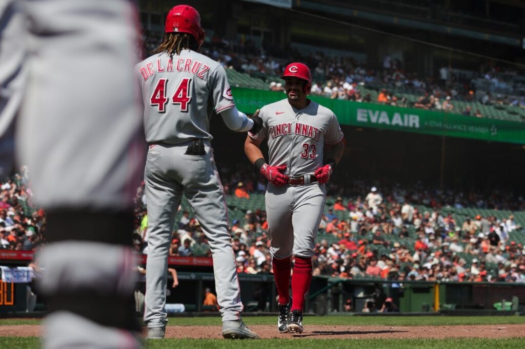 Christian Encarnacion-Strand shines as Reds top Giants