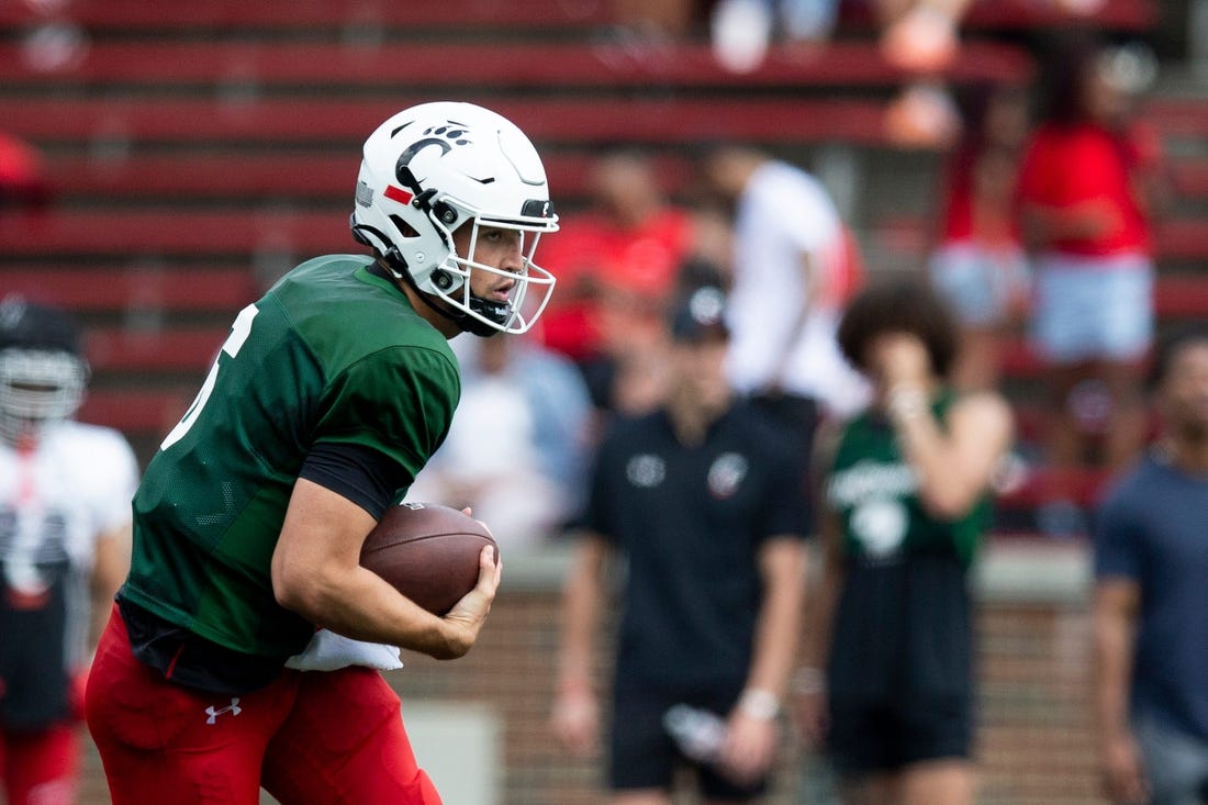 Cincinnati QB Ben Bryant transfers to Northwestern