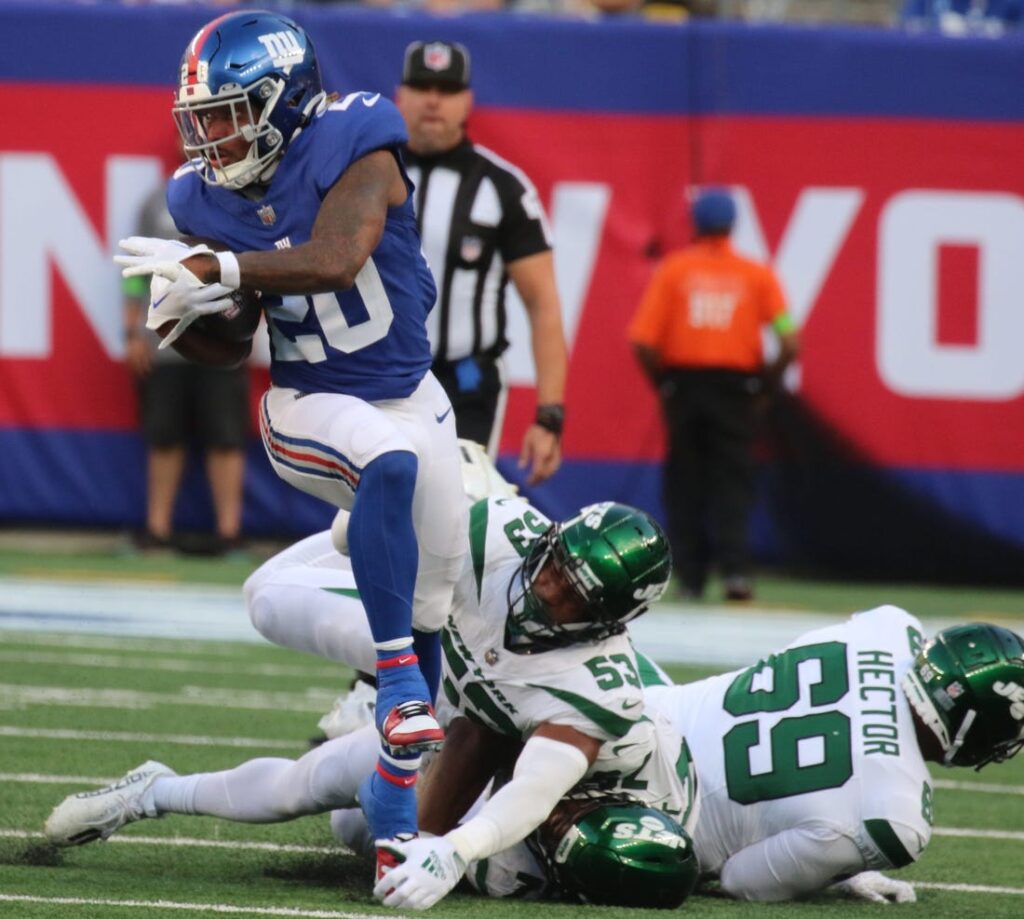 Micah Parsons rips Giants for not pulling QB Daniel Jones late in