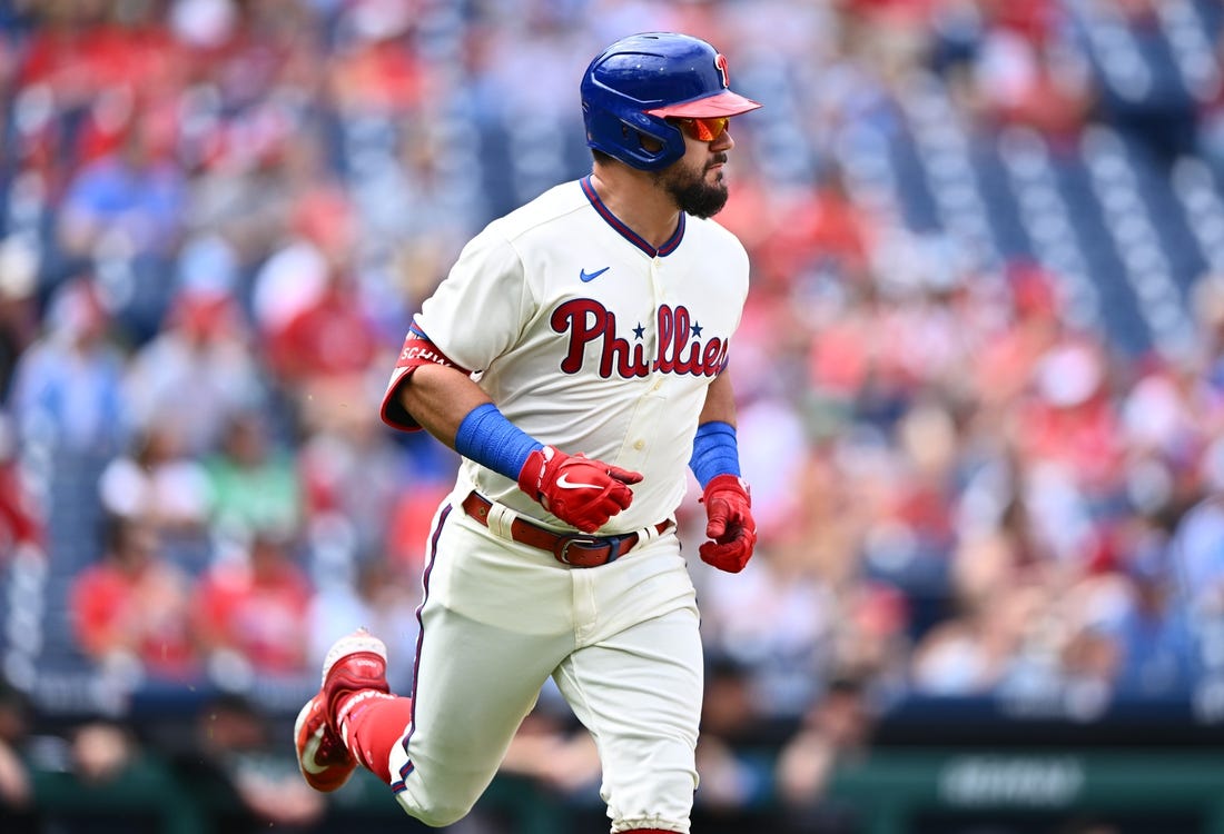 Bryan De La Cruz's two-run homer lifts Marlins past Phillies