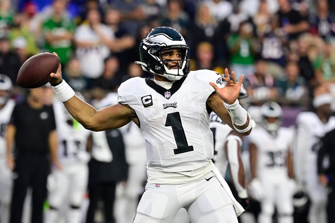 Justin Fields, Christian Darrisaw will forever link Bears, Vikings