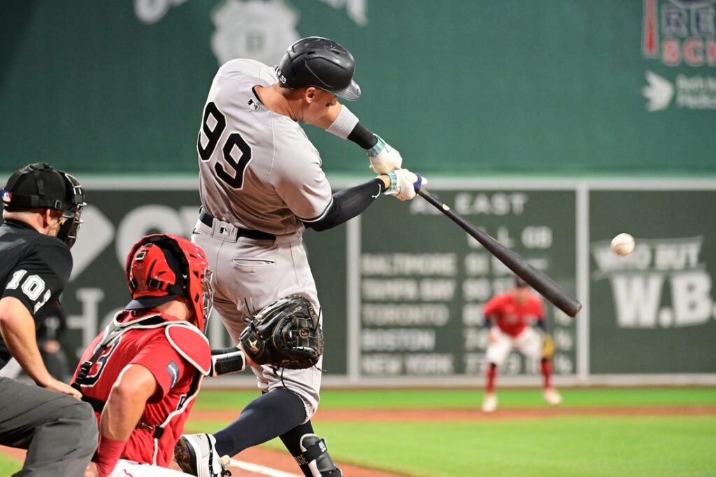 Brewers' Christian Yelich scratched against Yankees because of