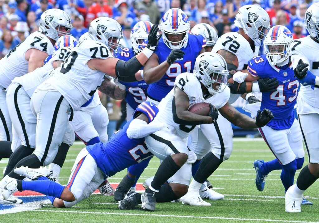 Raiders' Chandler Jones away from team after frustrating IG posts