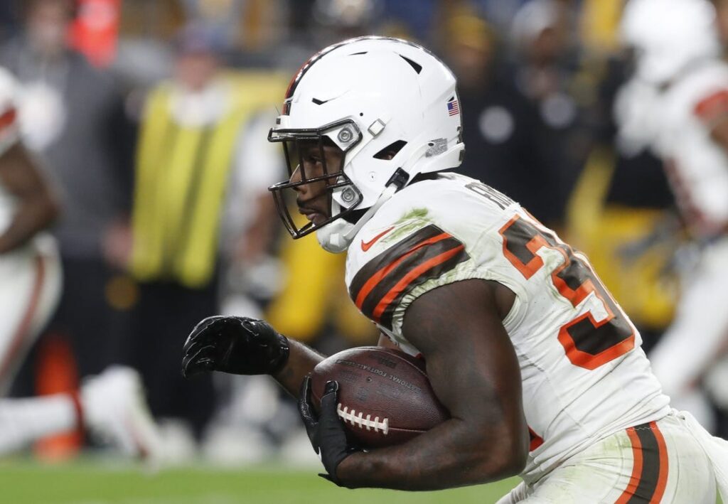 Browns hope to keep moving without Nick Chubb as they start anew against  Derrick Henry, Titans