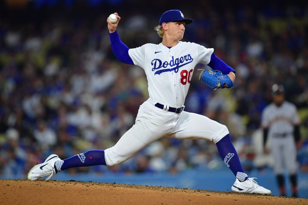 Dodgers' walk-off on reeling Cards