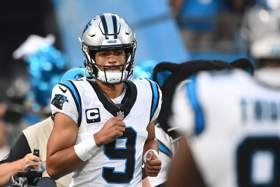 Watch: Adam Thielen makes his preseason debut with Panthers