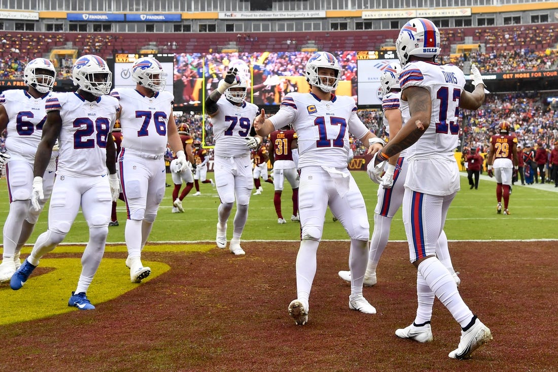 Josh Allen and Stefon Diggs dominate late as Bills rally to beat