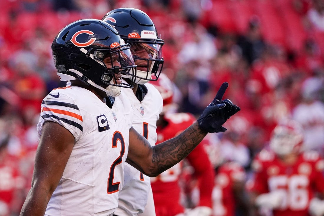 Justin Fields Sets Chicago Bears Record By Completing 16 Straight Passes,  Has First 300-Yard Game vs. Denver Broncos