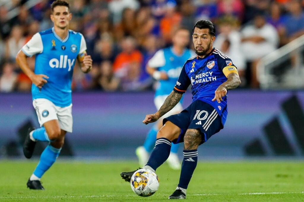 FC Cincinnati wins the Supporters' Shield, securing the best record in MLS